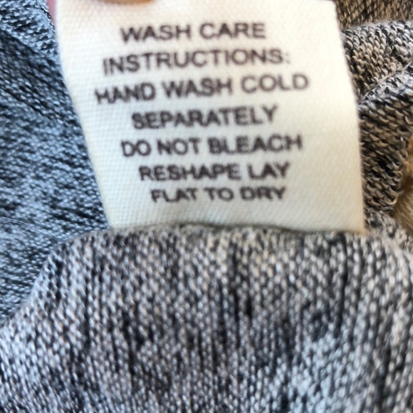 PAPER + Tee 2X Gray Top With Lace Detail On Side - Picture 7 of 8